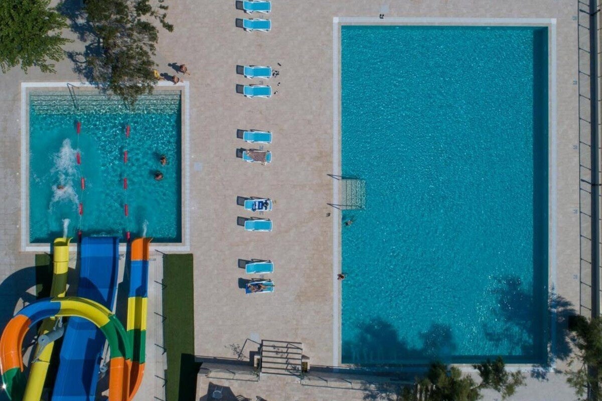 Апартаменты Pearl Beach 4*